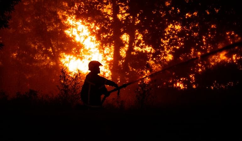 Incendies en Gironde et Landes : Mesures d&rsquo;urgence et évacuations