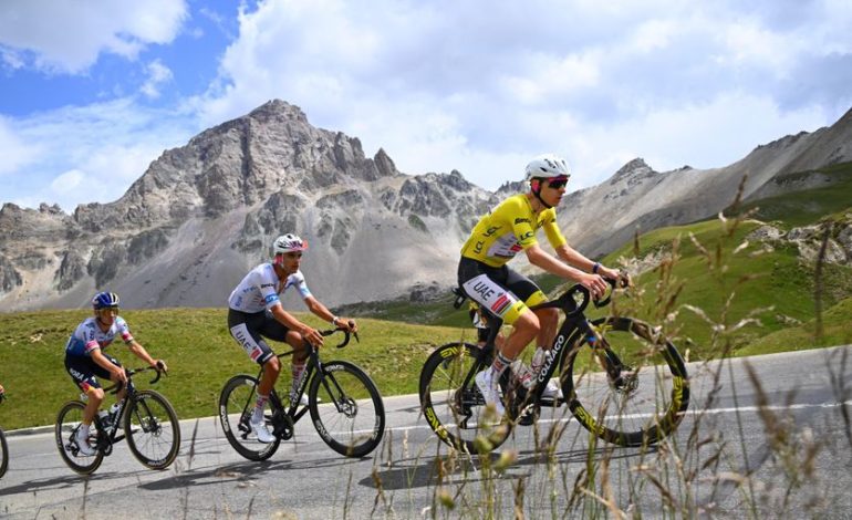 Analyse du triomphe de Tadej Pogacar au Tour de France