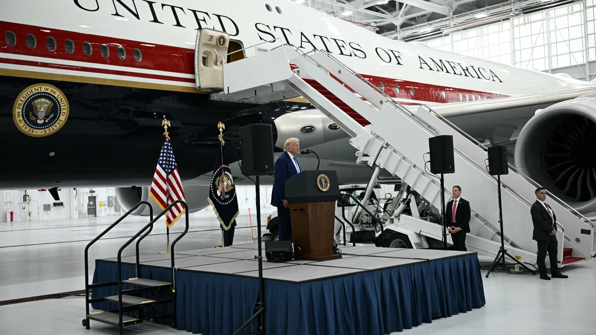 Un aéroport transformé pour l&rsquo;Air Force One de Trump en Turquie : débat et critiques
