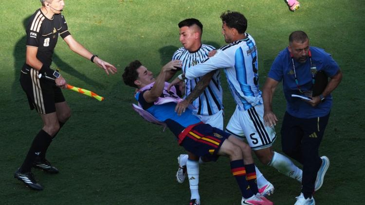 Les conséquences du comportement de Leandro Paredes après la finale de la Coupe du monde 2026