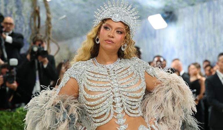 Beyoncé dévoile un nouveau titre en collaboration avec Pharrell Williams
