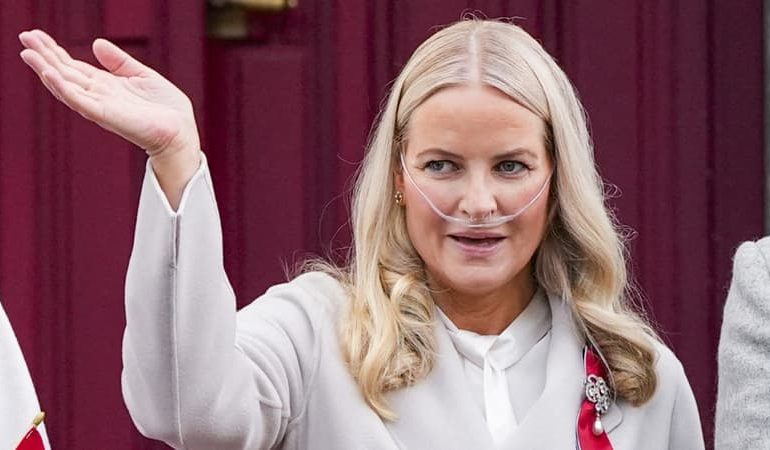 La convalescence de la princesse héritière de Norvège après sa greffe des poumons