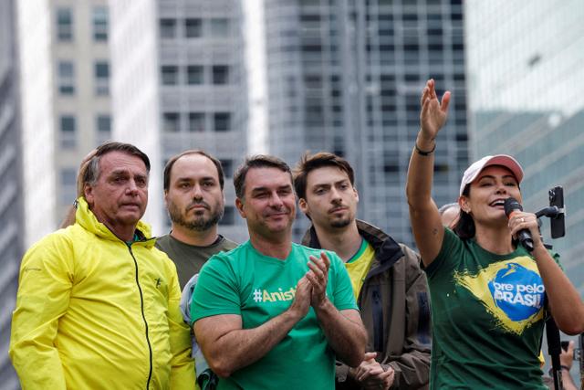 Les tensions politiques au sein de la famille Bolsonaro