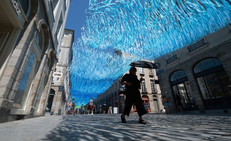 Comment les villes se préparent aux canicules en aménageant des espaces ombragés