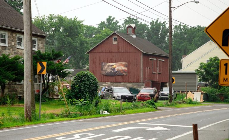 Difficultés économiques et espoirs politiques dans un district contesté des États-Unis