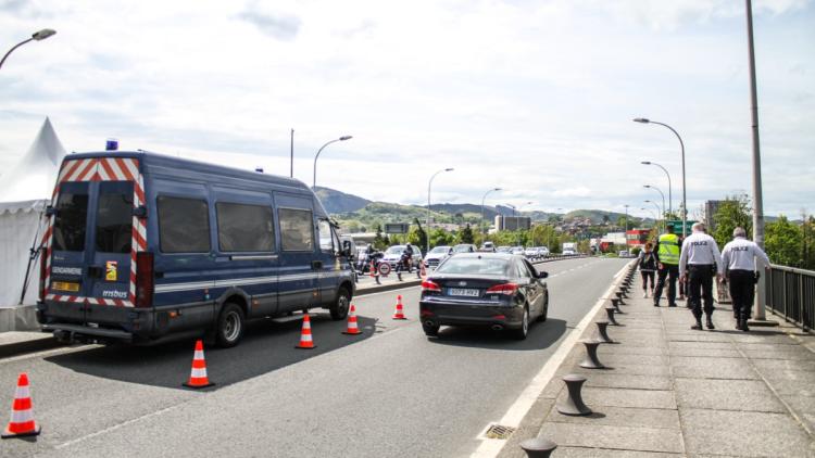 Afflux massif de migrants à Ceuta : Réactions et mesures gouvernementales