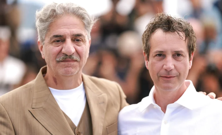Simon Abkarian habite le personnage du général de Gaulle dans « La bataille de Gaulle »
