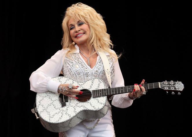 Dolly Parton, Icône de la Musique Country, S&rsquo;éteint à 80 Ans