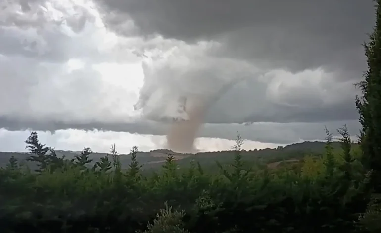 Répercussions des tornades en France selon Mathieu Brochier