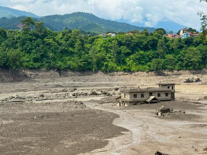 Crue soudaine au Népal : impact et mesures prises