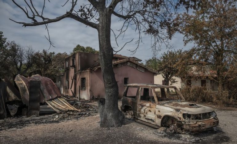 Feux de forêt en France : situation critique et efforts de secours