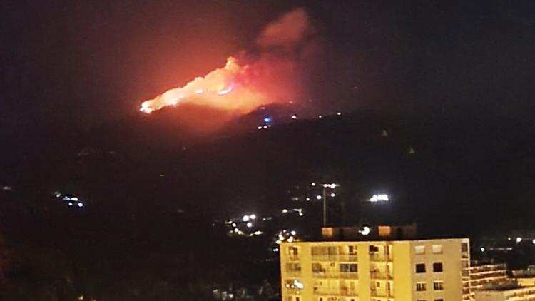 Incendie en Corse-du-Sud: 200 évacuations et vigilance météorologique