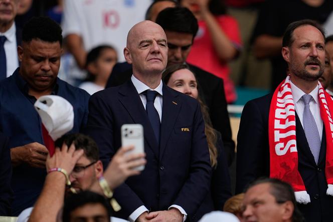 Gianni Infantino abandonne son projet sous la pression