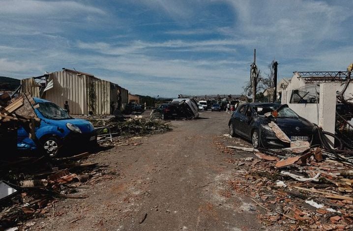 La tornade dévastatrice à Pomas : solidarité et efforts communs