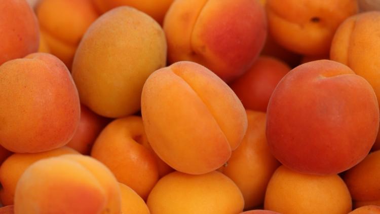 Une femme perd la vie après s&rsquo;être étouffée avec un fruit dans un supermarché