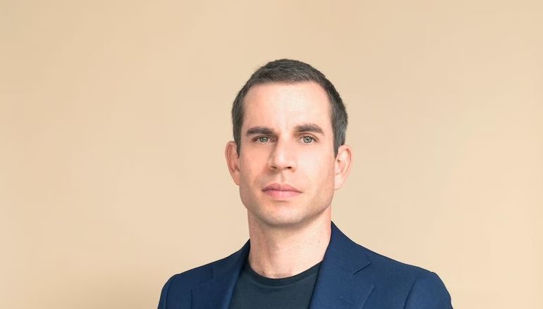 L&rsquo;économiste Maxime Sbaihi critique l&rsquo;absence des enjeux démographiques dans le débat présidentiel
