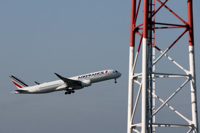 Le transport aérien mondial poursuit sa croissance malgré les défis
