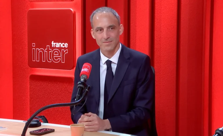 Raphaël Glucksmann, cible d&rsquo;une campagne de désinformation