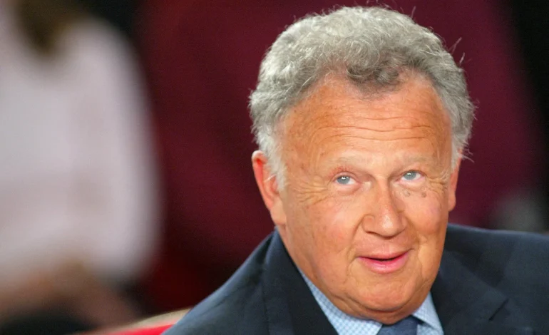 Décès de Philippe Bouvard : Hommage à une Figure de l&rsquo;Humour et des Médias