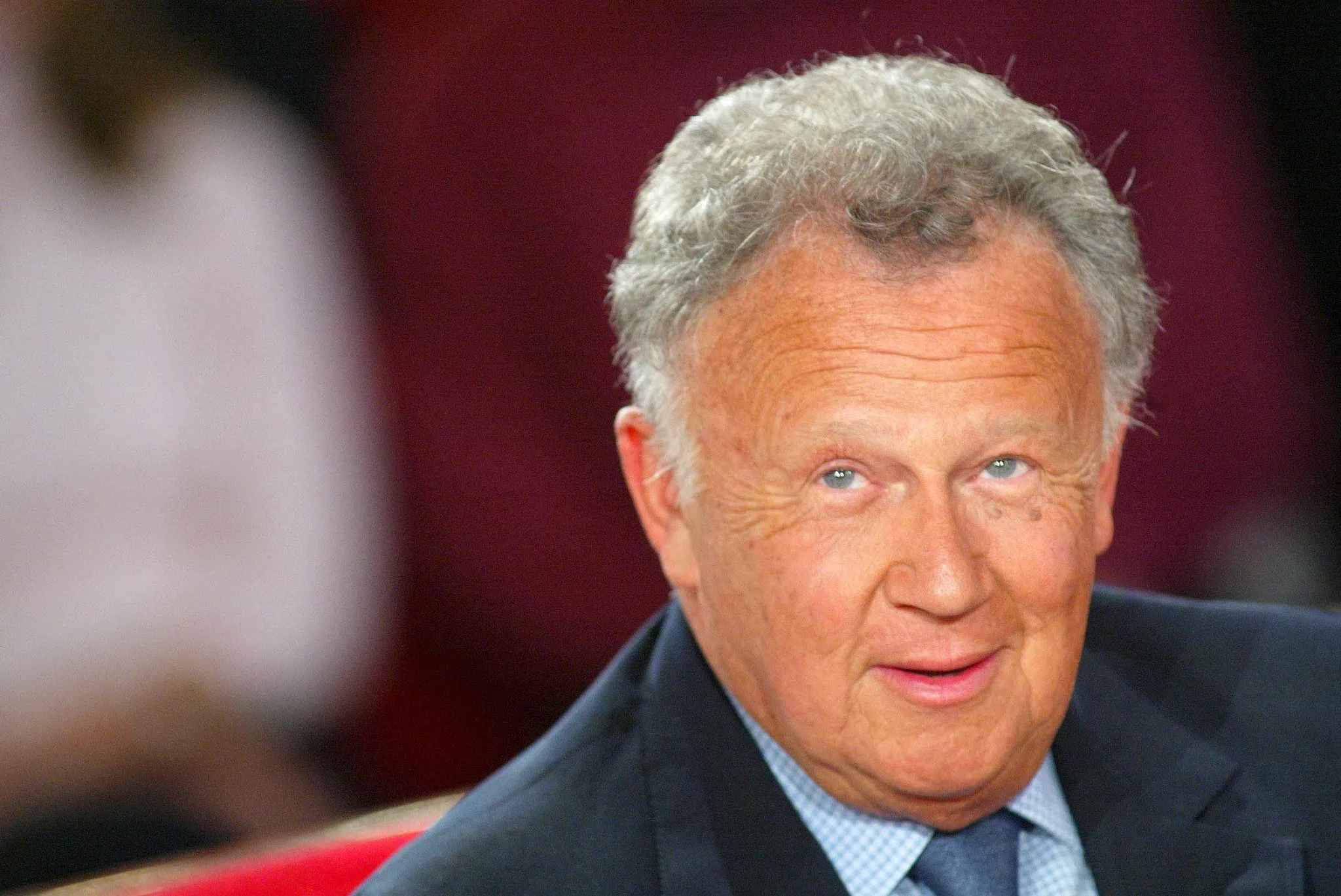 Décès de Philippe Bouvard : Hommage à une Figure de l&rsquo;Humour et des Médias
