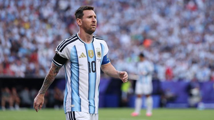 Menaces lors de la Coupe du monde 2026 : Cibles footballistiques et royales