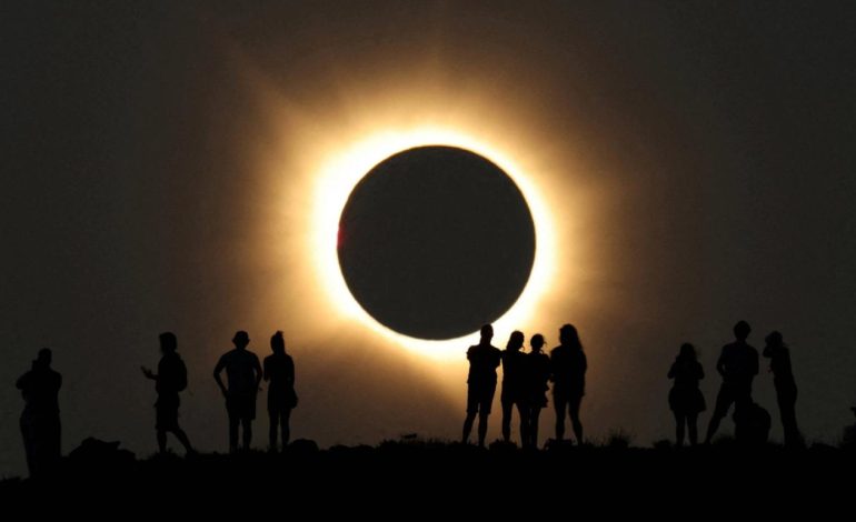 Une éclipse solaire totale observée en Espagne et en partie en France