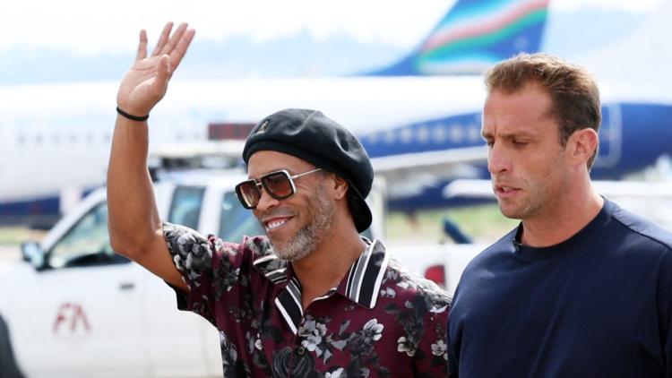 Ronaldinho rejoint Ravenna FC 1913 pour un ultime défi