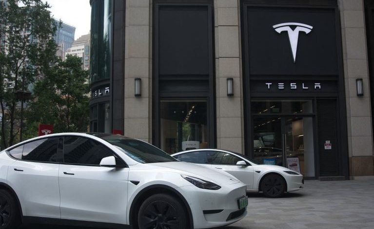 Rappel des Véhicles Tesla en Chine en Raisons de Problèmes avec les Poignées de Porte