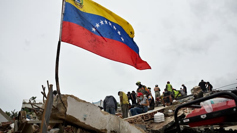 Des familles de migrants exigent des excuses après un séisme meurtrier au Venezuela
