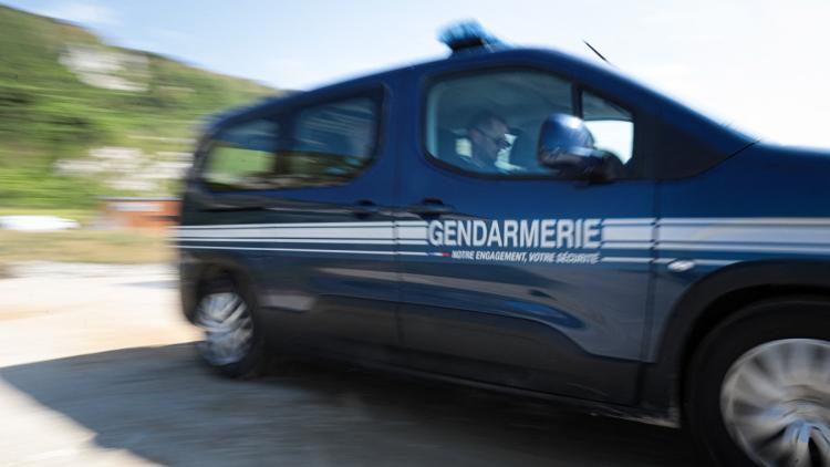Un corps décapité et brûlé découvert dans la Drôme : enquête en cours
