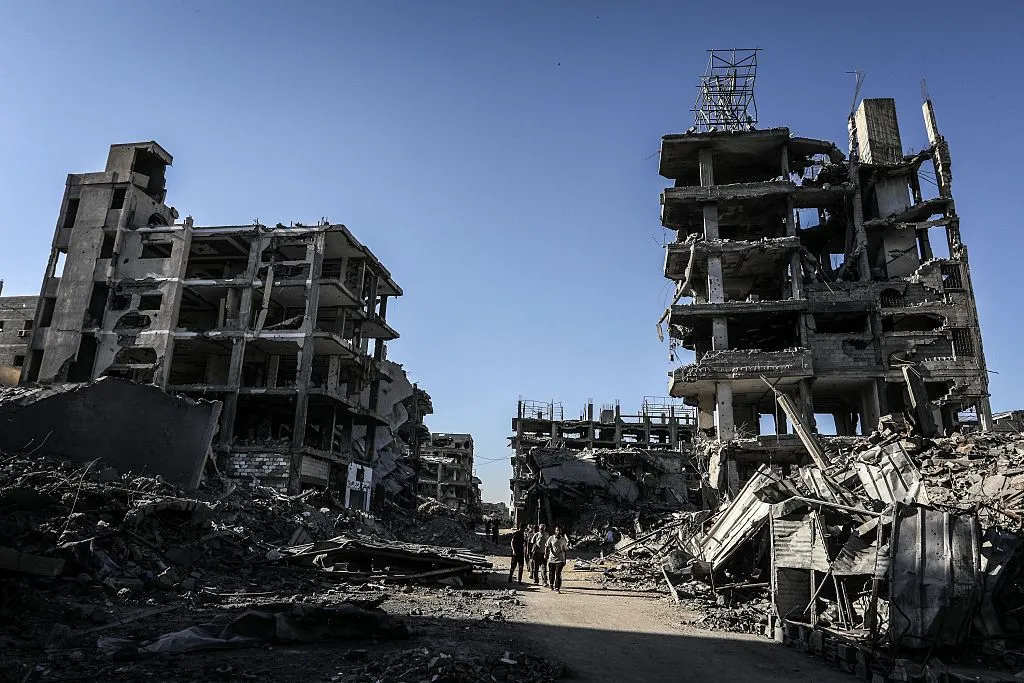 Arrivée de Palestiniens en France après des bombardements à Gaza