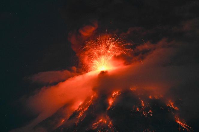 Le volcan Fuego entre en éruption au Guatemala