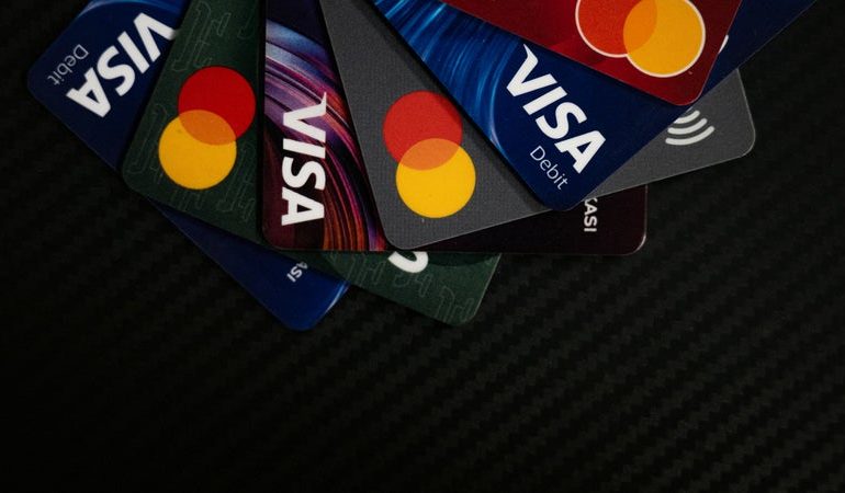 Visa et Mastercard relancent les paiements en Syrie