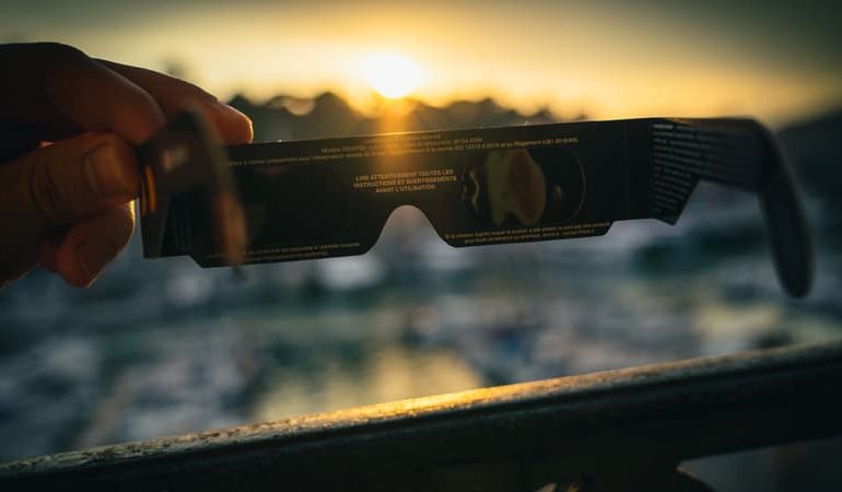Pénurie de lunettes pour observer l&rsquo;éclipse solaire