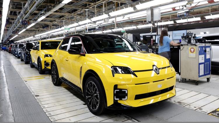 Les ventes de voitures électriques en hausse en juillet