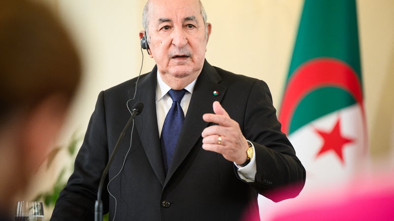 Le Président Tebboune Veut Rétablir la Peine de Mort pour les Pyromanes en Algérie
