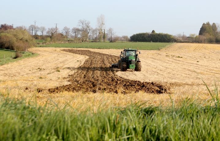 Les défis budgétaires pour 2027 en France