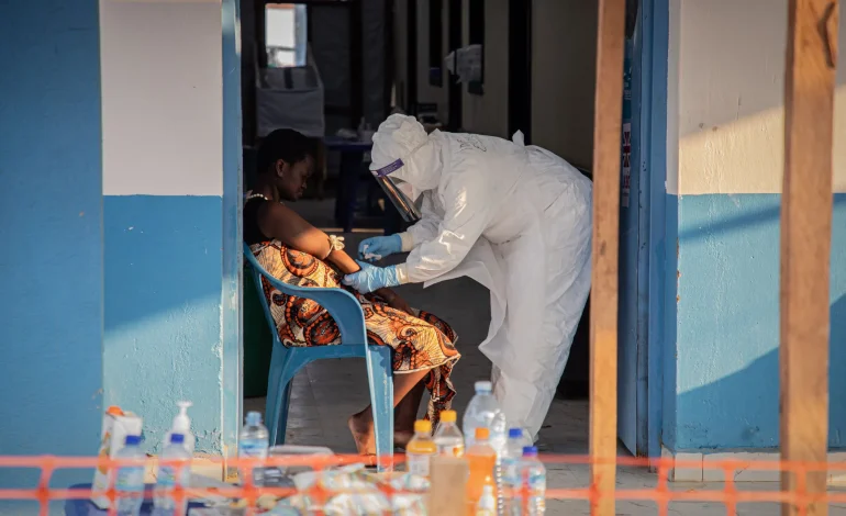 Les Actualités du Matin : Interpellations, Épidémie d&rsquo;Ebola et Primaires du Parti Socialiste