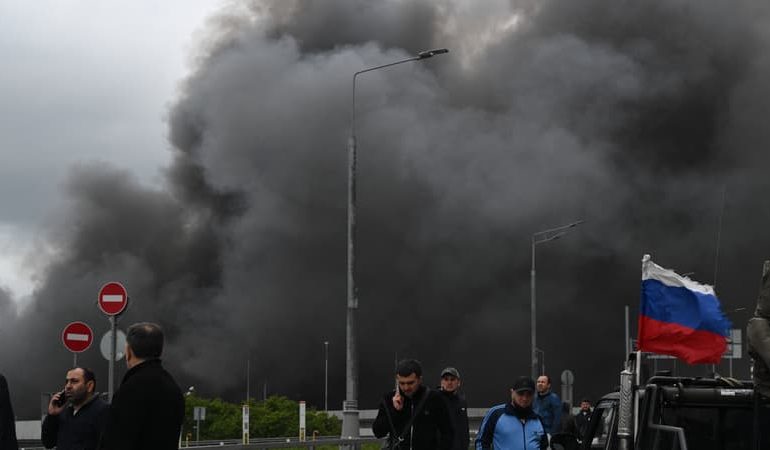 Attaques de drones ukrainiens et défense aérienne russe
