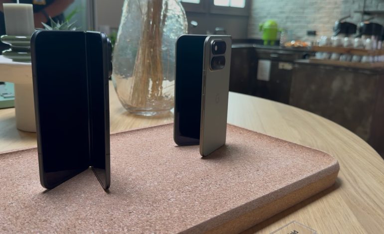 Le Pixel 11 Pro Fold de Google : Un smartphone pliant amélioré