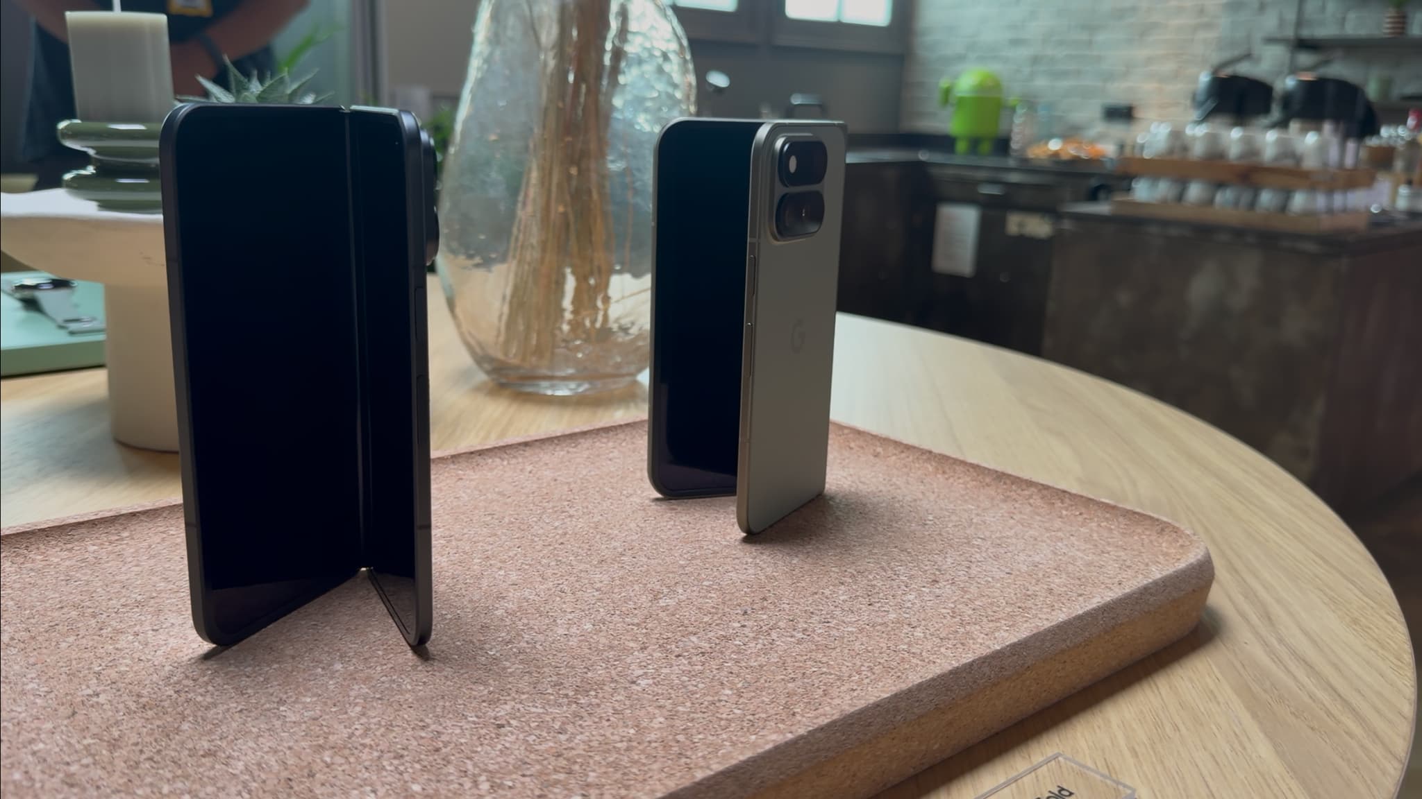 Le Pixel 11 Pro Fold de Google : Un smartphone pliant amélioré