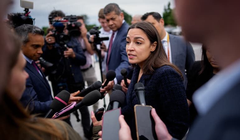 Alexandria Ocasio-Cortez parle de la congélation de ses ovocytes