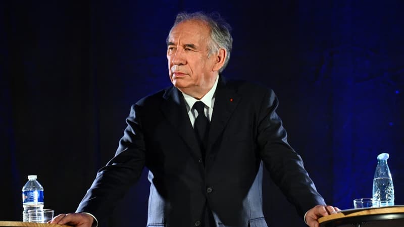 François Bayrou appelle à une grande primaire contre les extrêmes
