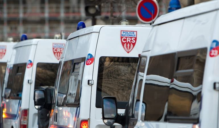 Enquête après l&rsquo;accident entre un fourgon de CRS et un jeune homme à trottinette