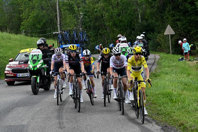 Le Tour de France Femmes : Un Défi Montagneux Pour les Grimpeuses