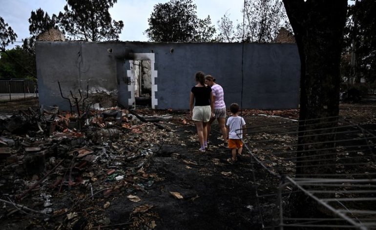 Retour difficile des habitants du Porge après un incendie dévastateur