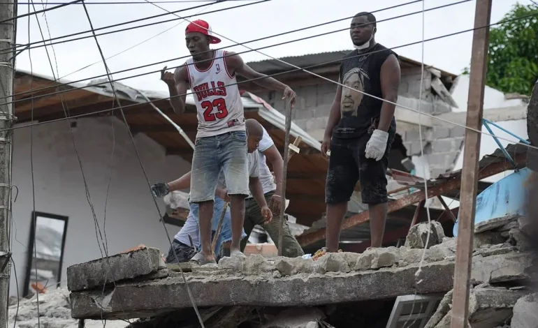 Les efforts de sauvetage en Colombie après un séisme dévastateur