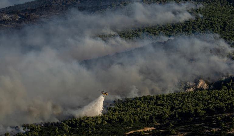 Collision entre deux hélicoptères lors d&rsquo;une opération anti-incendie en Grèce