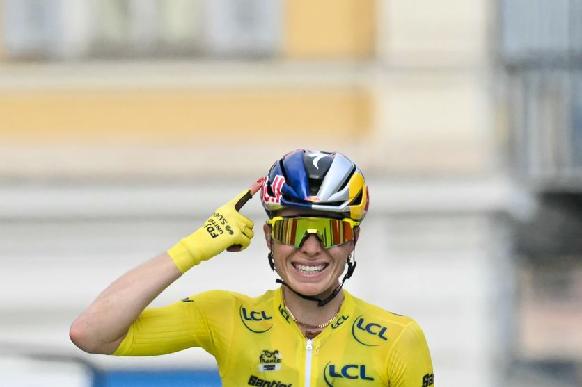 Demi Vollering triomphe à nouveau sur le Tour de France Femmes