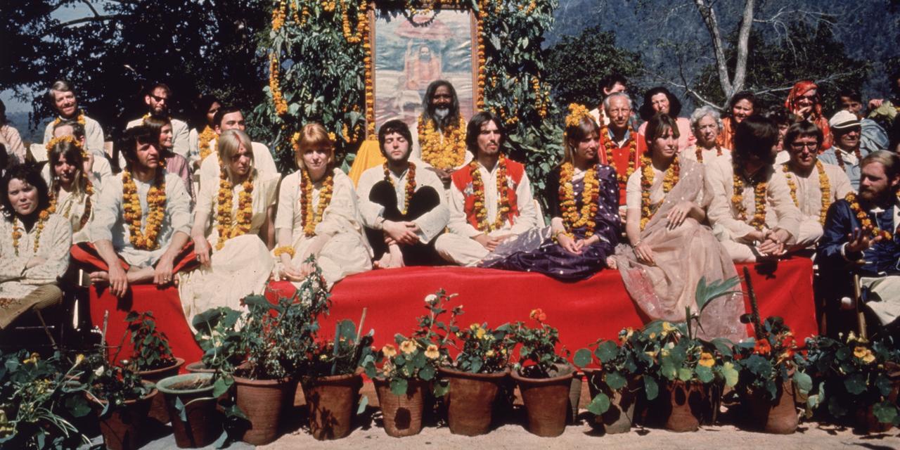 Gourous et ashrams : Influence de Maharishi aux États-Unis